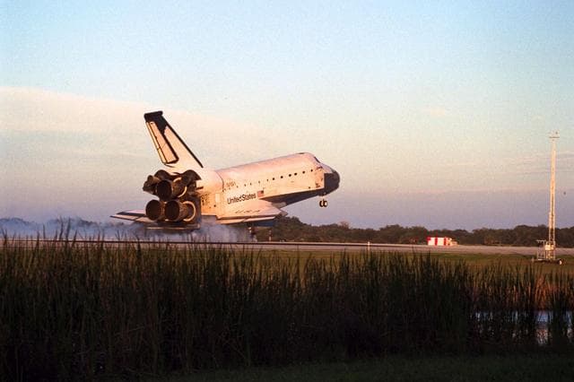 NASA image: KSC-97PC1750