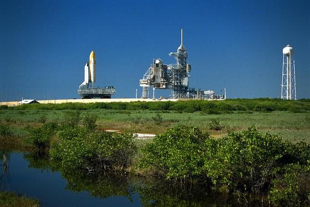 NASA image: KSC-97PC1824