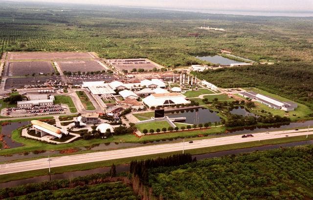 NASA image: KSC-98PC-1041