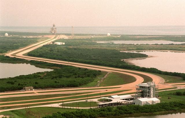 NASA image: KSC-98PC-1054
