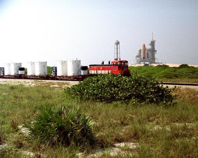 NASA image: KSC-98PC-647