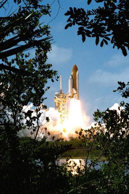 NASA image: KSC-98PC501