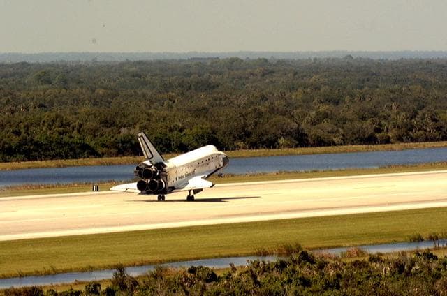 NASA image: KSC-98dc10