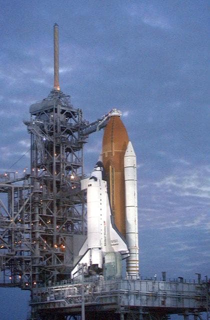 NASA image: KSC-98e198