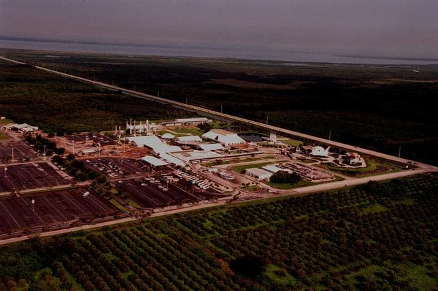 NASA image: KSC-98pc-1042