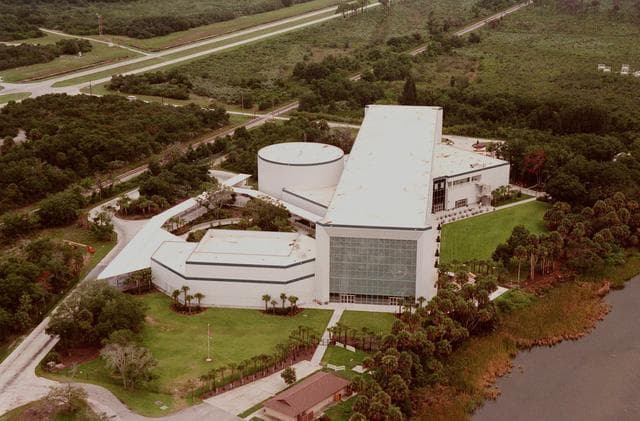 NASA image: KSC-98pc1004