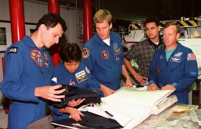 NASA image: KSC-98pc1015