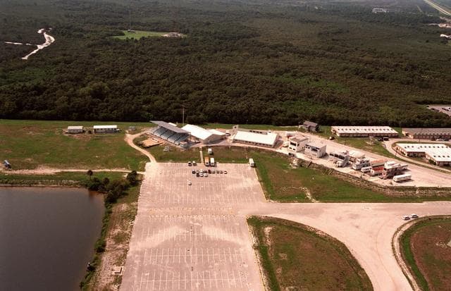 NASA image: KSC-98pc1045