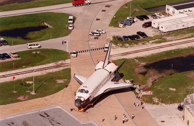 NASA image: KSC-98pc1060