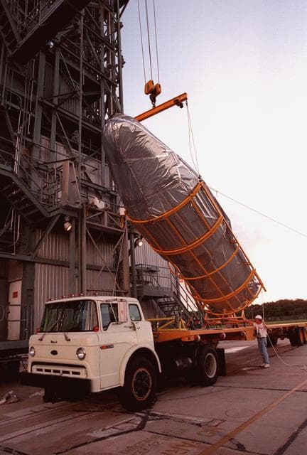 NASA image: KSC-98pc1071