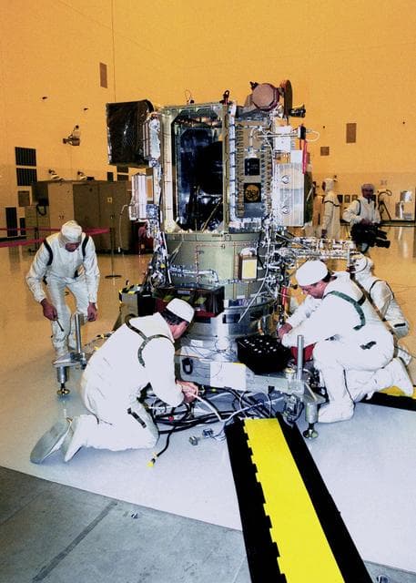 NASA image: KSC-98pc1090