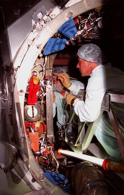 NASA image: KSC-98pc1125
