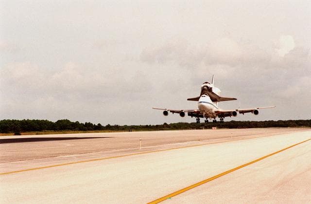 NASA image: KSC-98pc1159