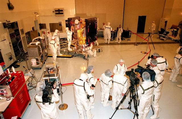 NASA image: KSC-98pc1177