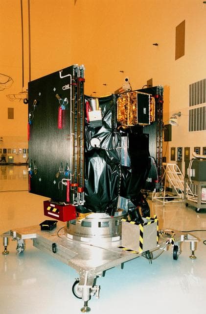 NASA image: KSC-98pc1190