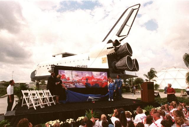 NASA image: KSC-98pc1198
