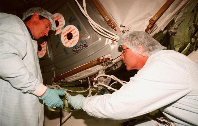 NASA image: KSC-98pc1224