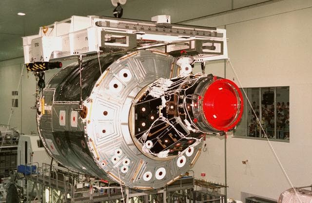 NASA image: KSC-98pc1324