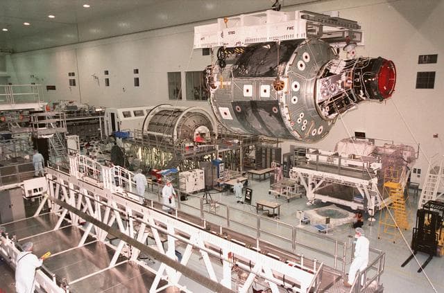 NASA image: KSC-98pc1325