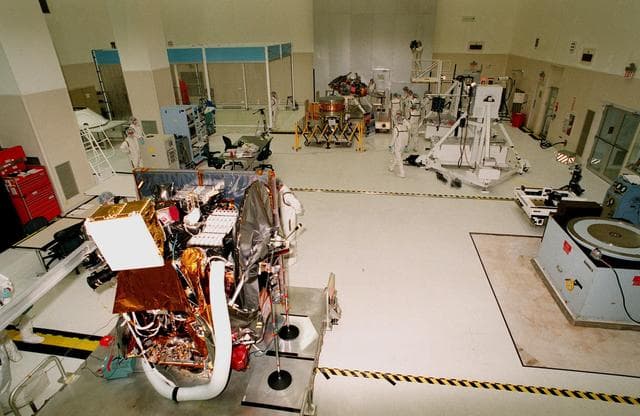 NASA image: KSC-98pc1352