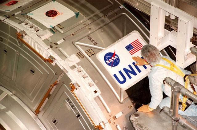NASA image: KSC-98pc1368