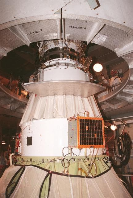 NASA image: KSC-98pc1370