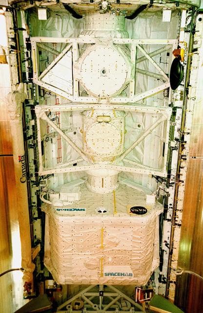 NASA image: KSC-98pc1390