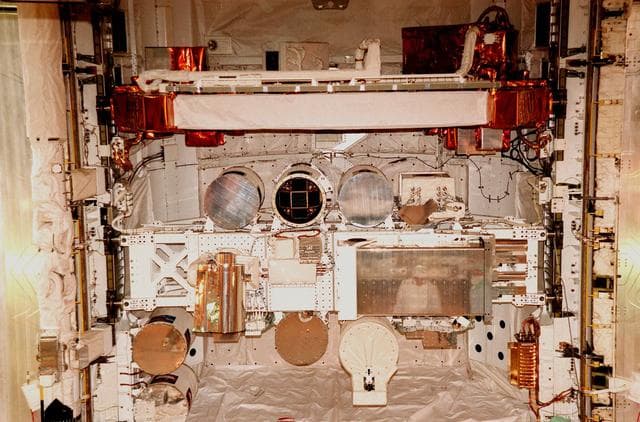 NASA image: KSC-98pc1391