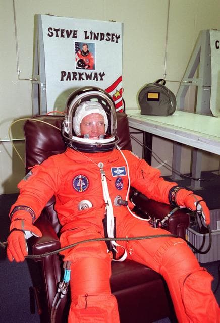 NASA image: KSC-98pc1439