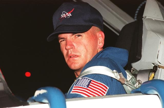 NASA image: KSC-98pc1484