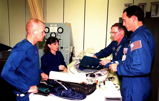 NASA image: KSC-98pc1529