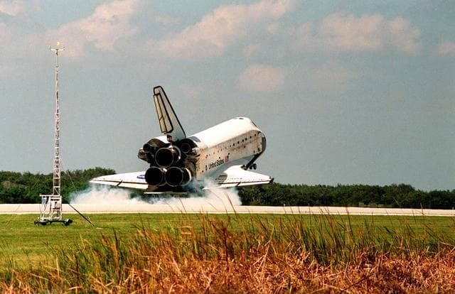 NASA image: KSC-98pc1552
