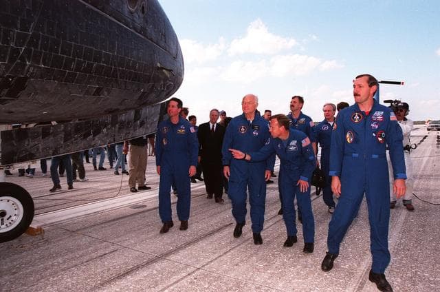 NASA image: KSC-98pc1558