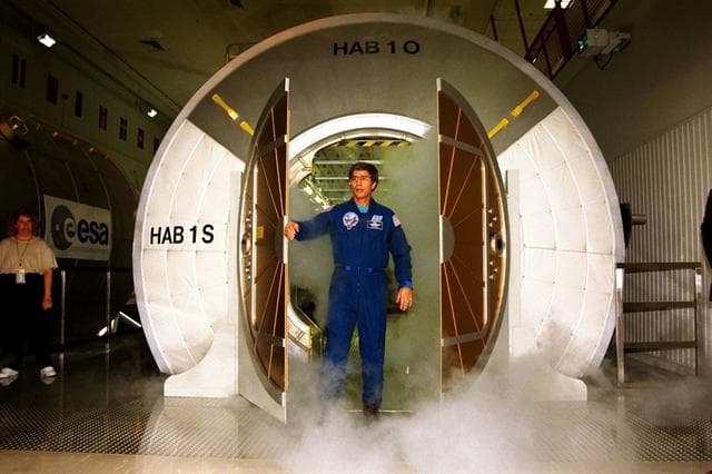NASA image: KSC-98pc157