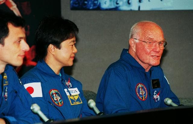 NASA image: KSC-98pc1571