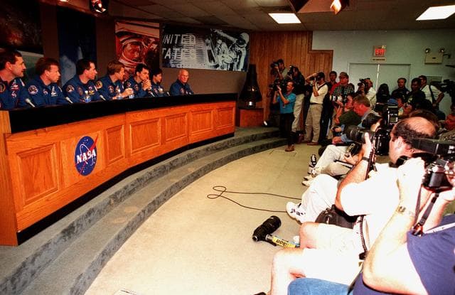 NASA image: KSC-98pc1575