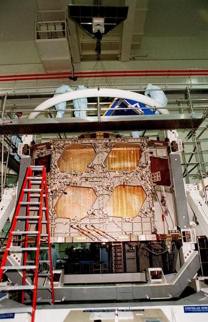 NASA image: KSC-98pc1662