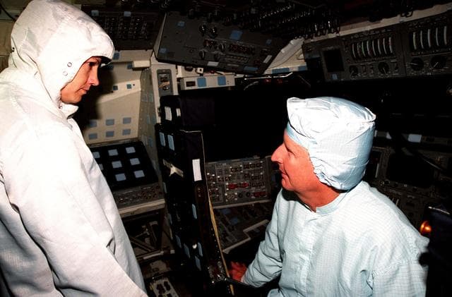 NASA image: KSC-98pc1693