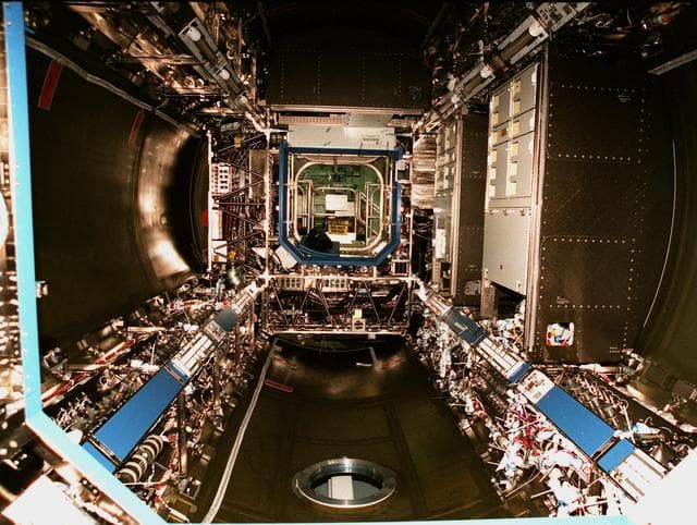 NASA image: KSC-98pc1716