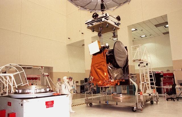 NASA image: KSC-98pc1720