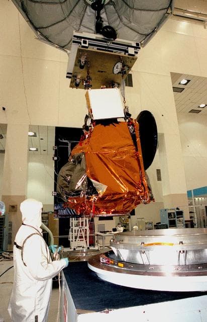 NASA image: KSC-98pc1721