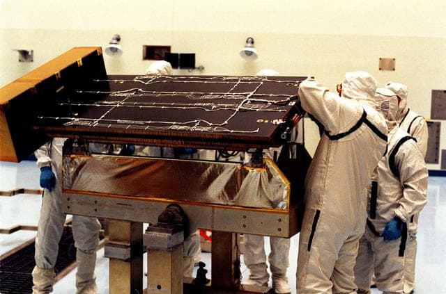 NASA image: KSC-98pc1728