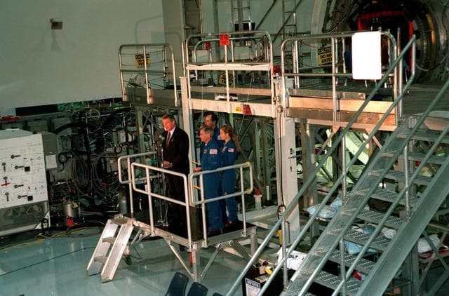 NASA image: KSC-98pc1751