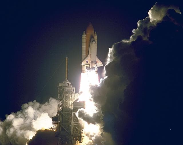 NASA image: KSC-98pc1787