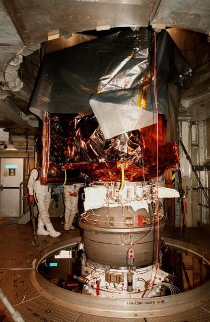 NASA image: KSC-98pc1816