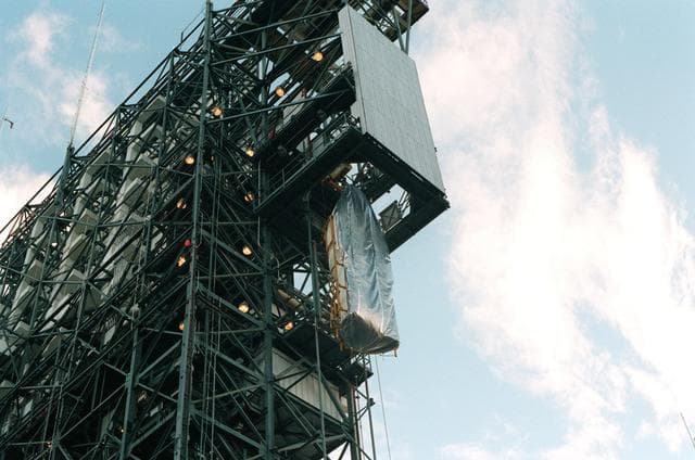 NASA image: KSC-98pc1829