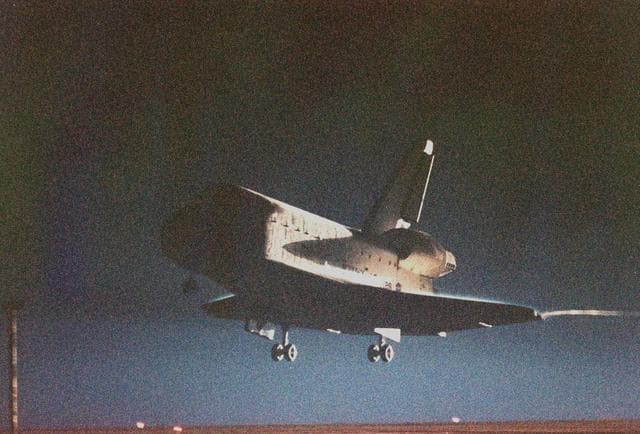 NASA image: KSC-98pc1850