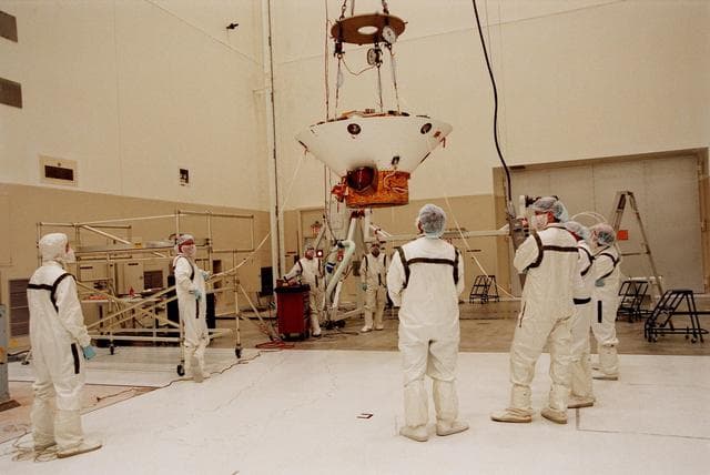 NASA image: KSC-98pc1861
