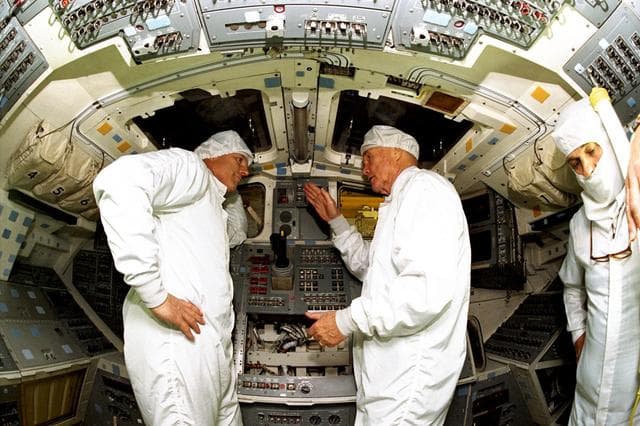 NASA image: KSC-98pc189
