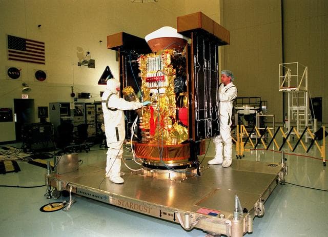 NASA image: KSC-98pc1895